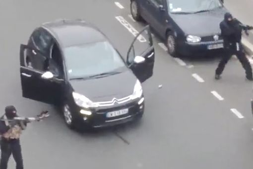 Charlie-hebdo-policeman-shooting-main2