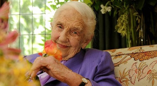aw-dame-elizabeth-murdoch-2012