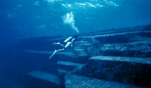 yonaguni-man-made-pyramid