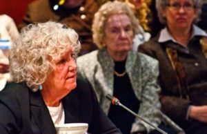 Family Courts in US: GALS, Doctors, Custody Consultants — One Hand Washes the Other