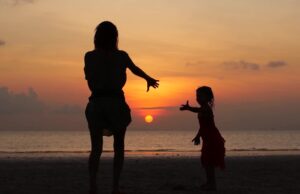 Song about a Mother-Daughter Reunion in Australia